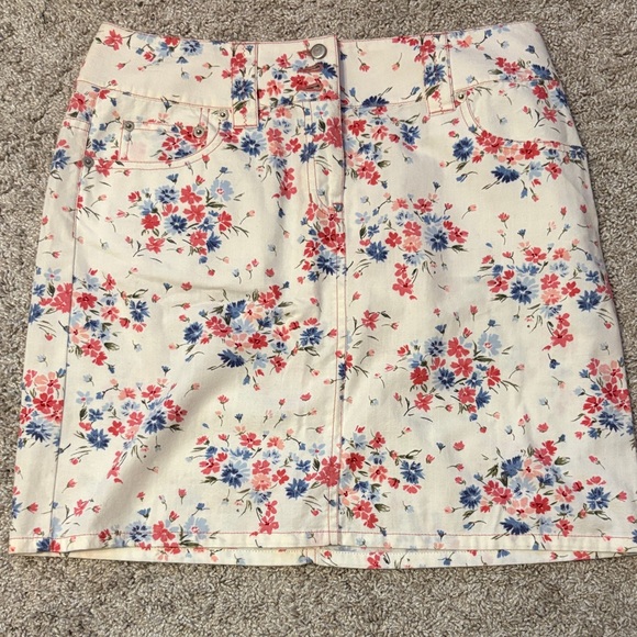 LOFT Dresses & Skirts - LOFT Cream Mini Skirt with Pink & Blue Floral Print